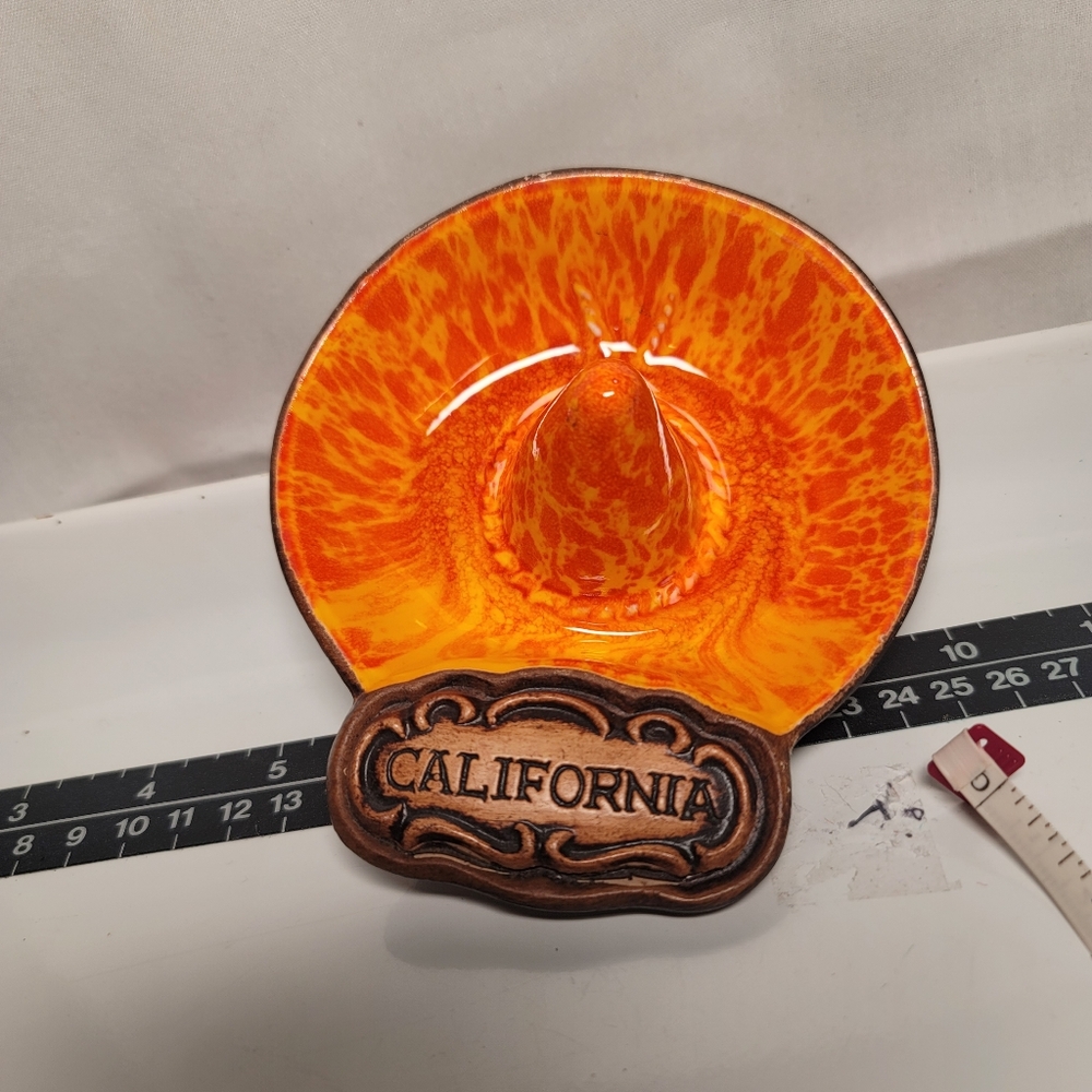 VTG. Treasure Craft Sombrero Ring Holder.  (540)